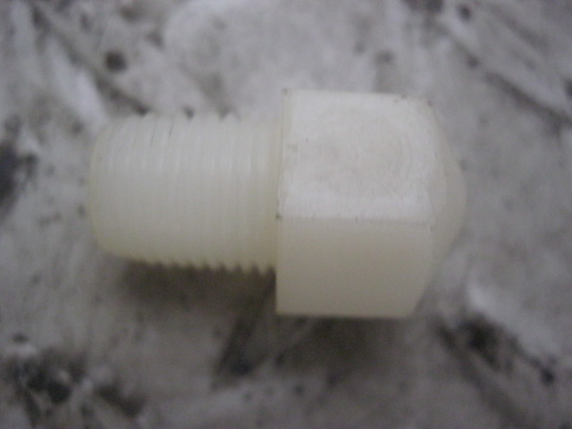 SP100866	761-07-023B+A	fuel injection plug