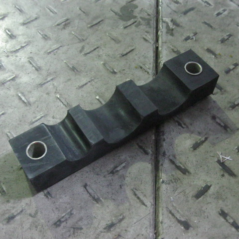 09C0110	ZL50C.9B.9A	pipe clamp assembly; fittings