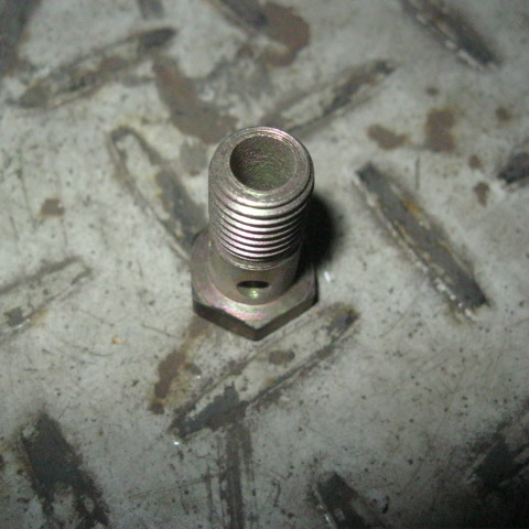 SP106397	G3916361	bolt