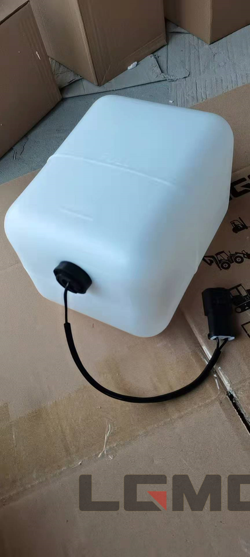 Auxiliary water tank PC300-8