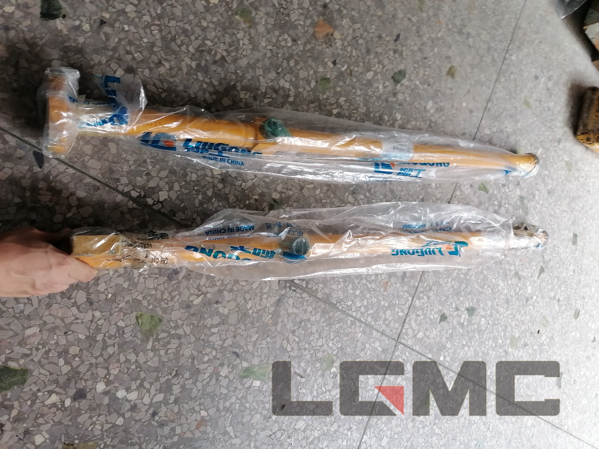 08D2111 Breaker steel pipe straight