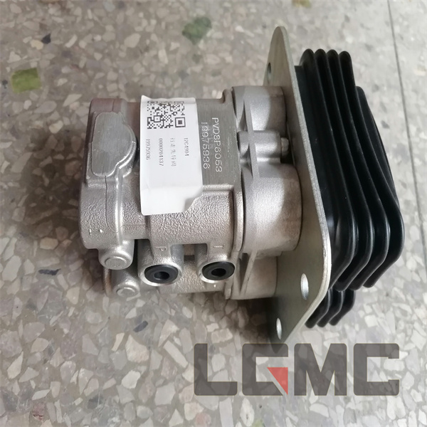 12C4904 Kawasaki 6-hole foot valve