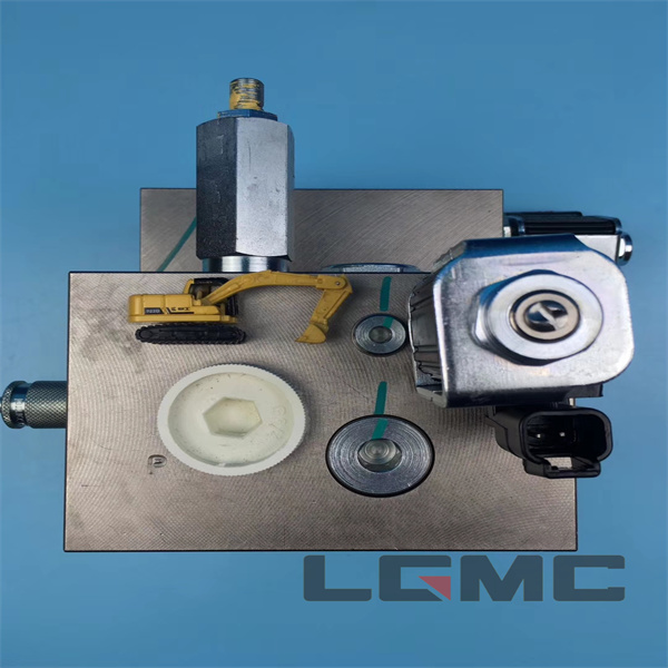 12C7010 Parker Control Valve (New)