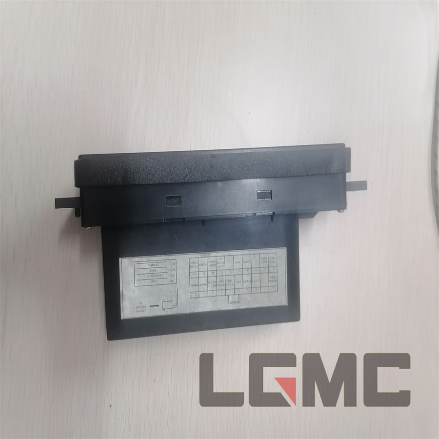 46C0195 Air conditioning panels 913 and 915