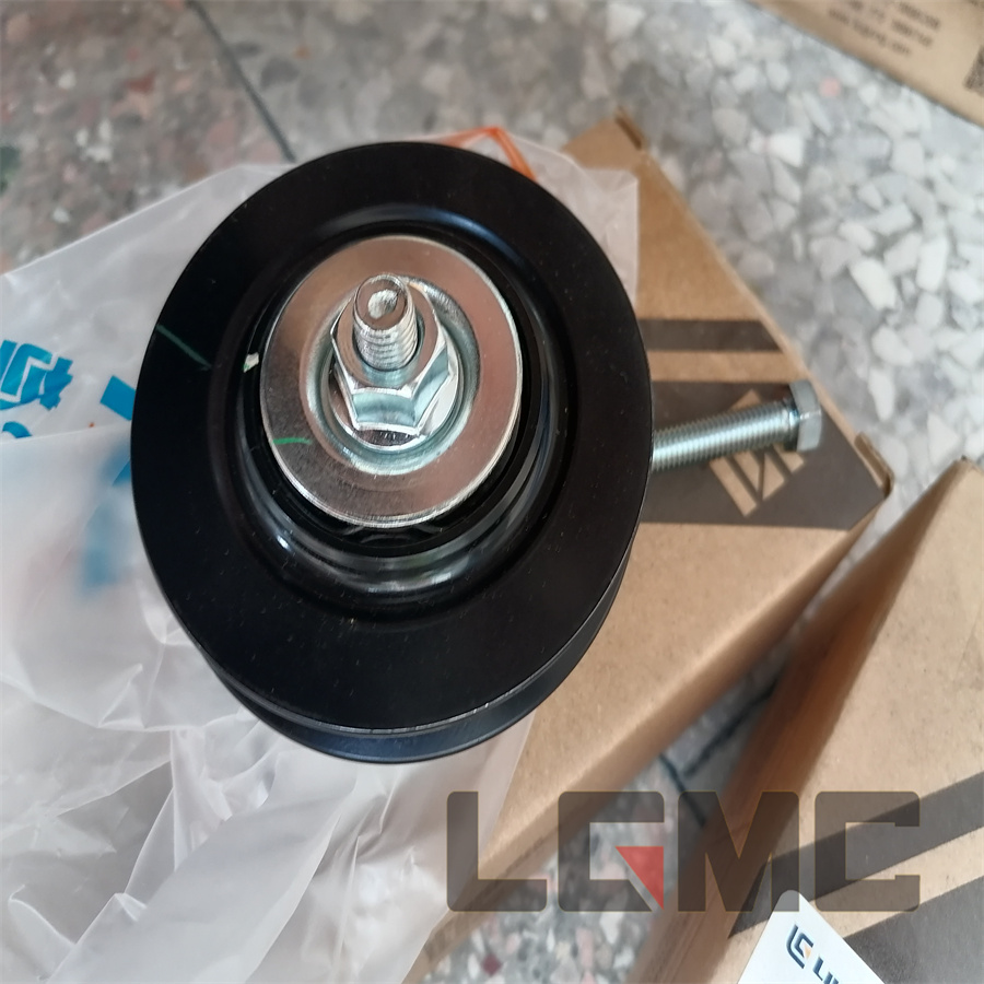 46C0754 Tensioning pulley (air conditioner)