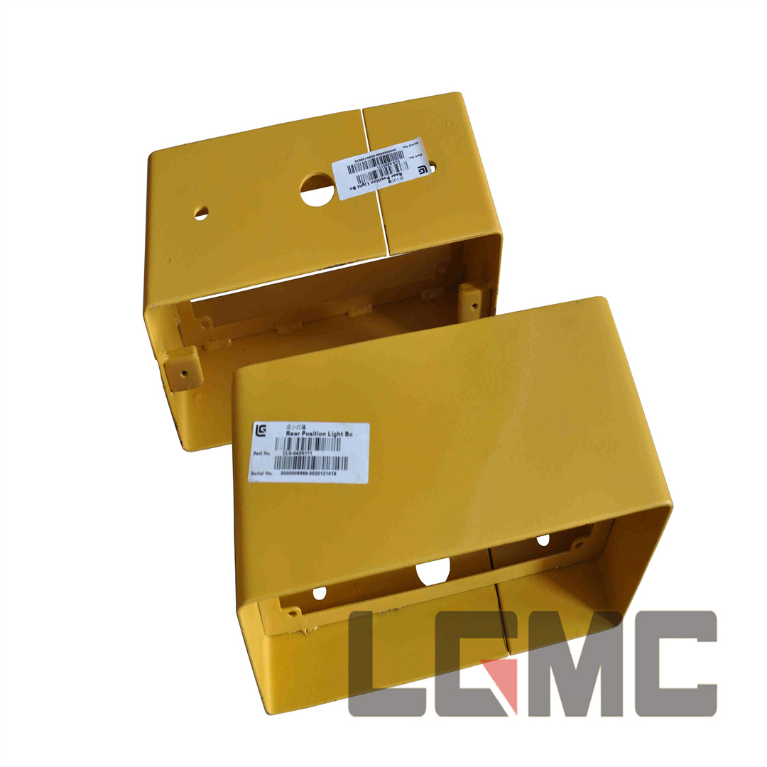 04D0111 Small rear light box