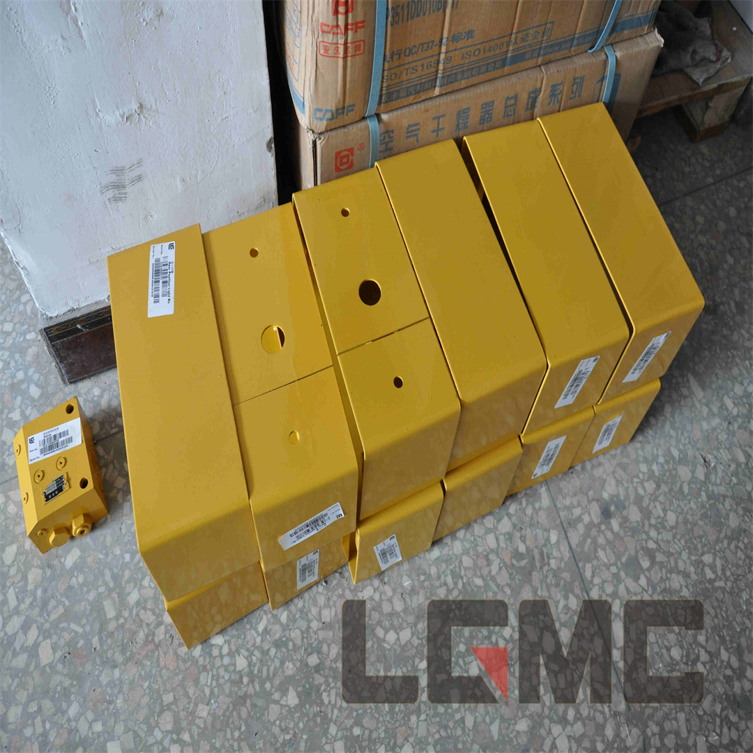 04D0111 Small rear light box