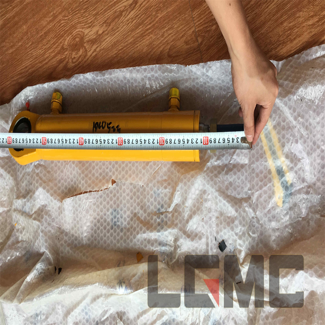 10C0523 Front wheel steering cylinder