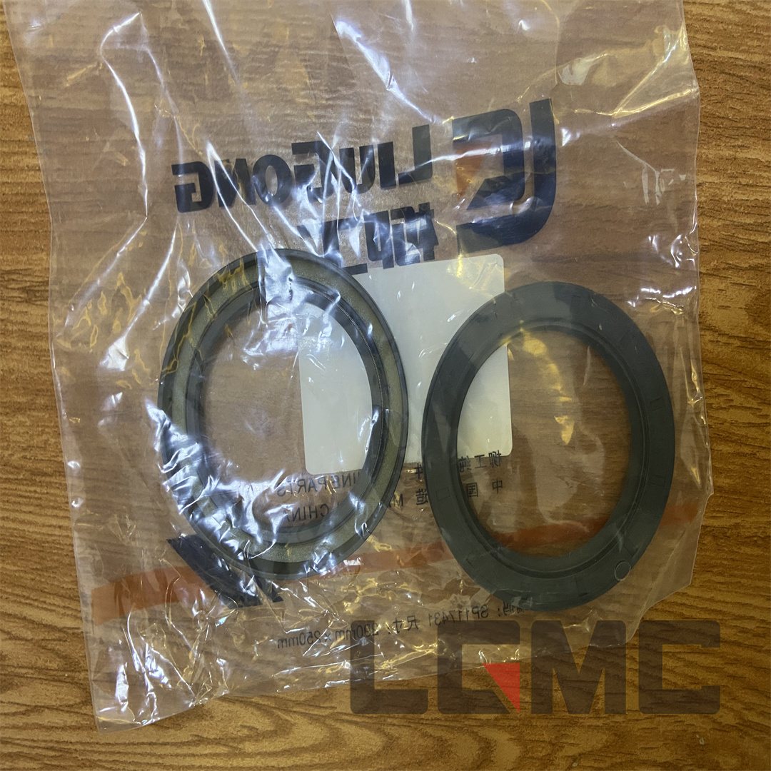 13B0169 Oil seal; 70×95×13; 72 NBR 902