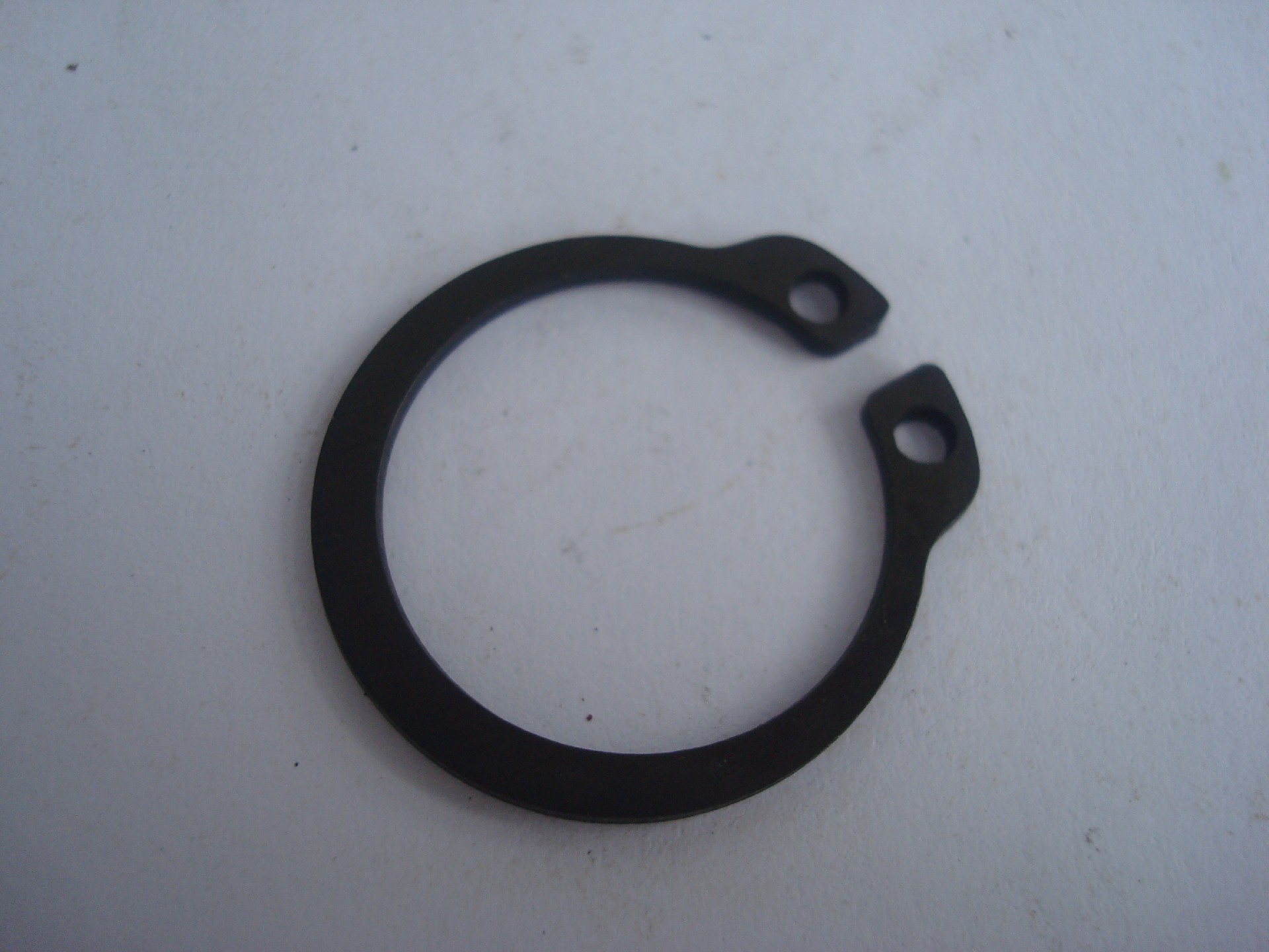 0630501018 Snap ring