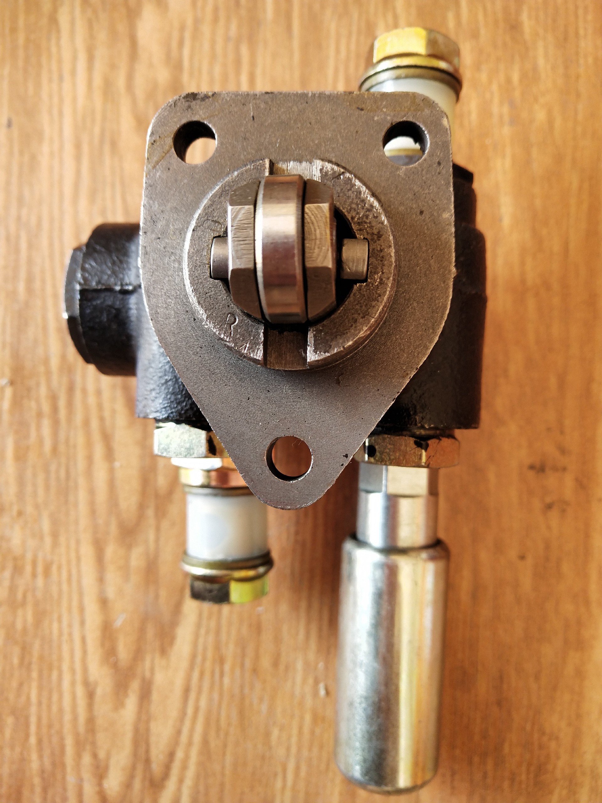 SPAHF2204.5-514 oil pump CAT3306C6