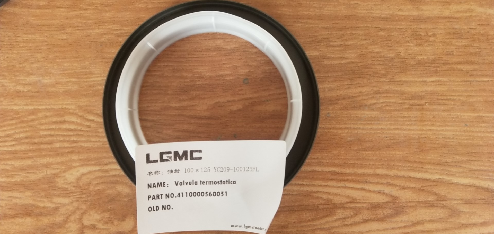 YC209-100125FL rear oil seal SP114886