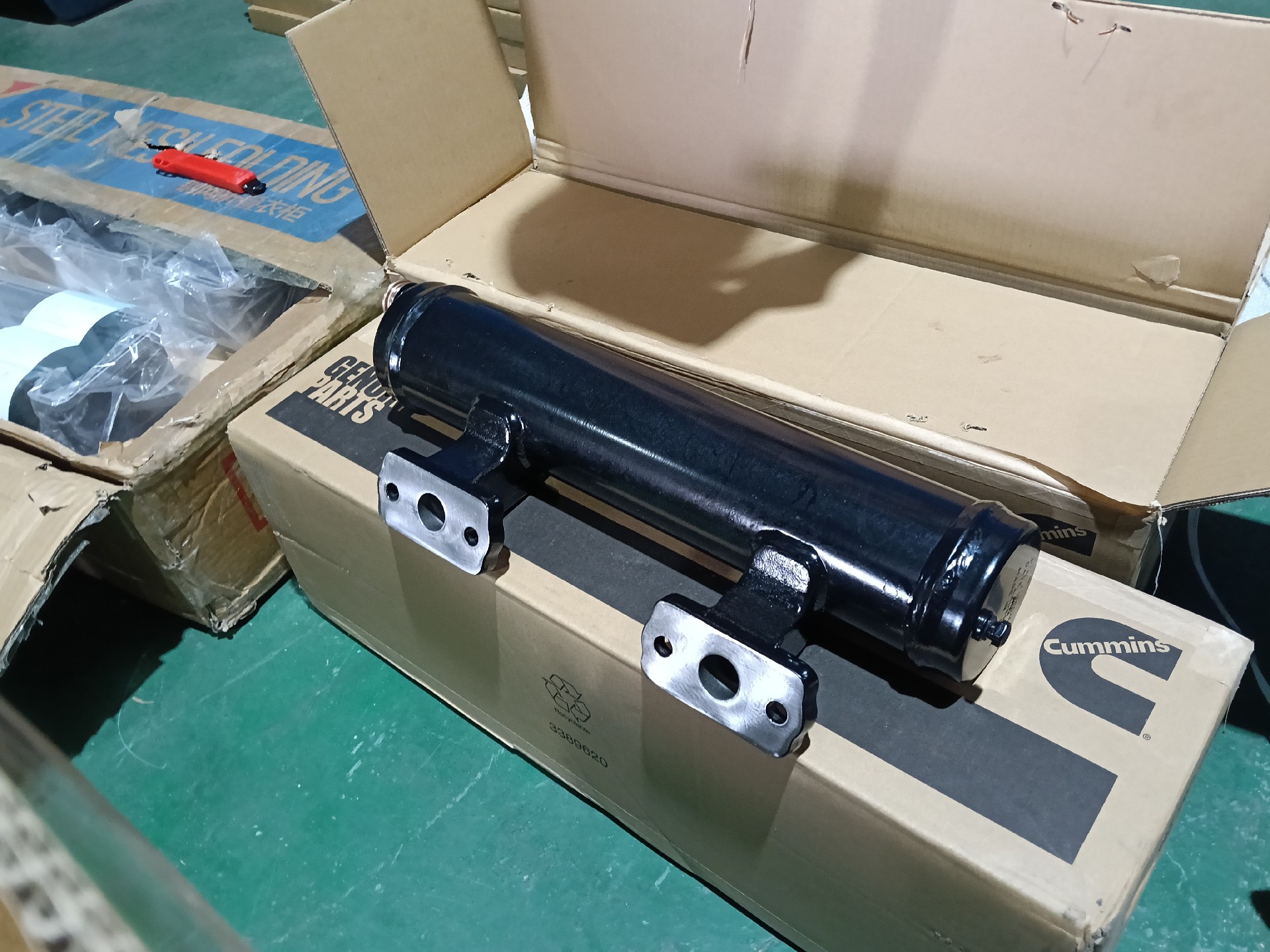 CUMMINS 4386525 COOLER OIL