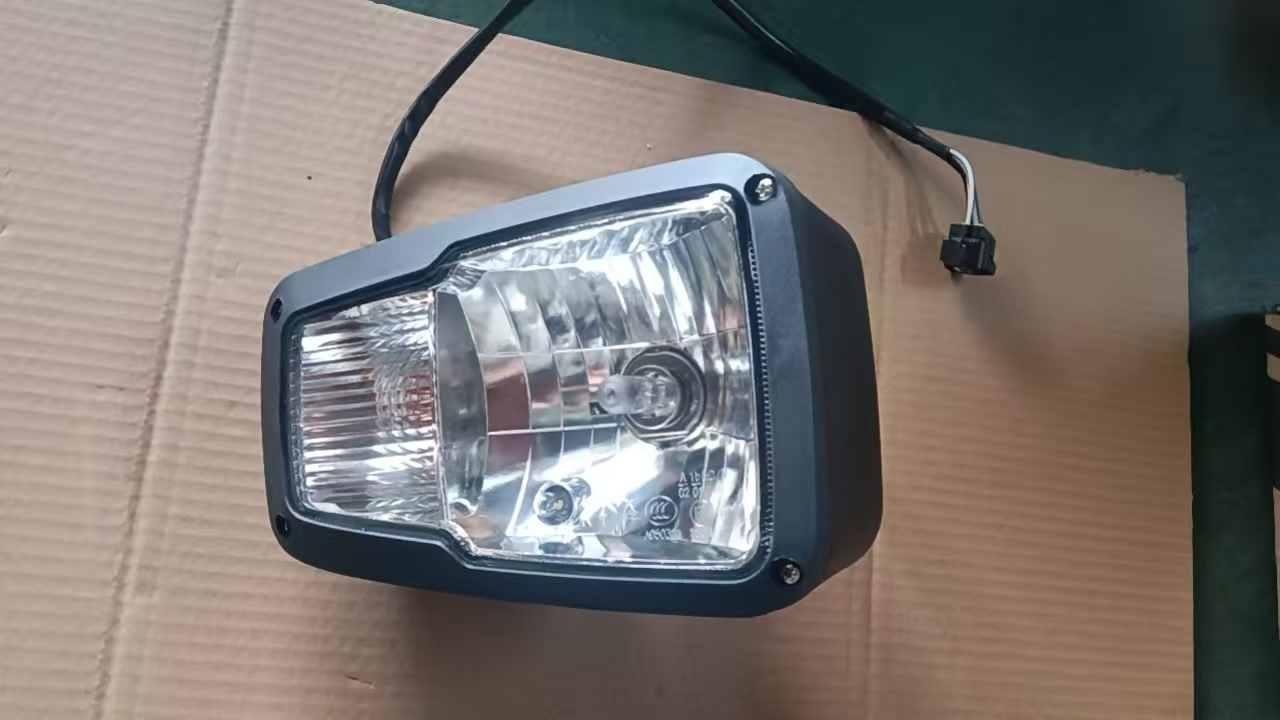LIUGONG 49C7722 Front composite headlight