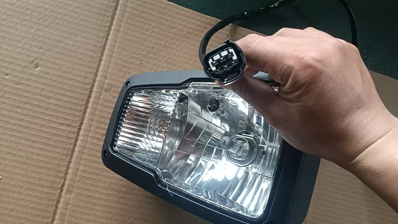 LIUGONG 49C7721 Front combination headlight