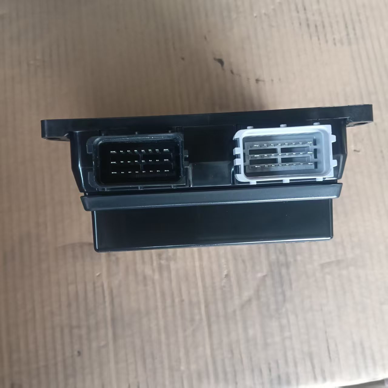 LIUGONG 49C6545  FUSE BOX